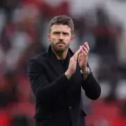 Man Utd's Carrick Eyes £30m Hackney Reunion as Liverpool Pass on Gomes