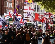 Met Police Block Ukip March in Tower Hamlets Over Serious Violence Fears