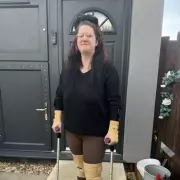 Mum, 35, paralysed after rare CIDP diagnosis took nearly three years