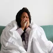 Mutant H3N2 'Super Flu' Sweeps UK: Vomiting Bile a Key Symptom as Cases Surge