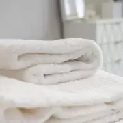 Mystery Orange Stains on Towels Finally Explained by Reddit Users
