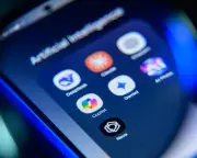 News Site Traffic Plunges 33% as AI Summaries Threaten 'End of Traffic Era'