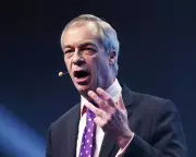 Nigel Farage Advocates for US Takeover of Greenland at Davos Forum