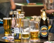 One in Four English Adults Now Abstain from Alcohol as Sobriety Trend Grows