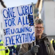 Oxfam Report: 50 Richest Brits Hold More Wealth Than 33 Million People