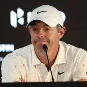 Rory McIlroy's Manchester United Comparison as He Trails by 11 Shots in Dubai