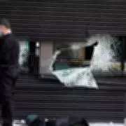 Shepherd's Bush Jewellery Heist: Police Threatened with Hammer During Armed Robbery