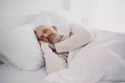 Sleeping with Two Pillows May Raise Eye Pressure in Glaucoma Patients