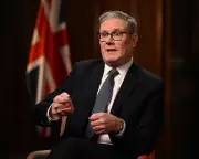 Starmer's 16-Hour Delay & Diplomatic Tightrope After US Venezuela Raid