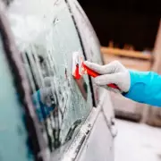 Stop Ice on Your Car Windscreen with a Simple Onion Trick