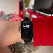 This £40 Sekonda Smartwatch Beats FitBit for January Fitness Goals