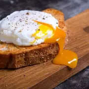TikTok's Microwave Poached Egg Hack Saves Time and Effort