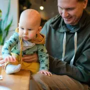 Top 10 Vintage Baby Names from 1914 Still Popular in UK Today