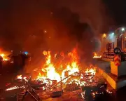 Trump Weighs 'Very Strong' Military Options as Iran Protest Death Toll Climbs