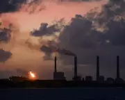 Trump's Caracas Capture: Oil, Geopolitics and Spectacle in Venezuela