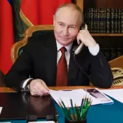 Trump's Greenland Tariffs Threaten NATO Unity, Spark Russian Mockery