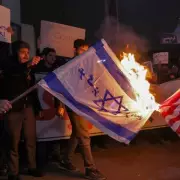 UK and US Evacuate Key Staff from Middle East as Iran War Fears Escalate