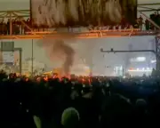 UK Minister Calls for 'Peaceful Transition' in Iran Amidst Crackdown