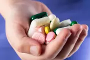 UK Parents Spend £234 Annually on Children's Vitamins, Survey Reveals