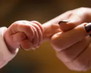 UK Postnatal Care in Crisis: 87% of New Mothers Feel Overwhelmed, Report Warns