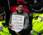 UK Protest Laws Echo Hungary's Path, Warns Human Rights Watch