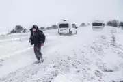 UK Snow & Ice Warnings: Travel Chaos Continues as Arctic Grip Holds