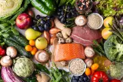 Unprocessed Diet Study: Eating More Food Mass Leads to Fewer Calories