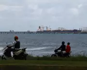 US Navy Tracks Sanctioned Tanker Near Ireland in Venezuelan Oil Clampdown
