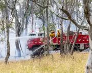 Victoria Fights 32 Active Blazes as Premier Warns of 'Another Difficult Day'