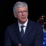 Wenger Criticises Arsenal's Set-Piece Reliance and Nervous Defence After Man Utd Defeat