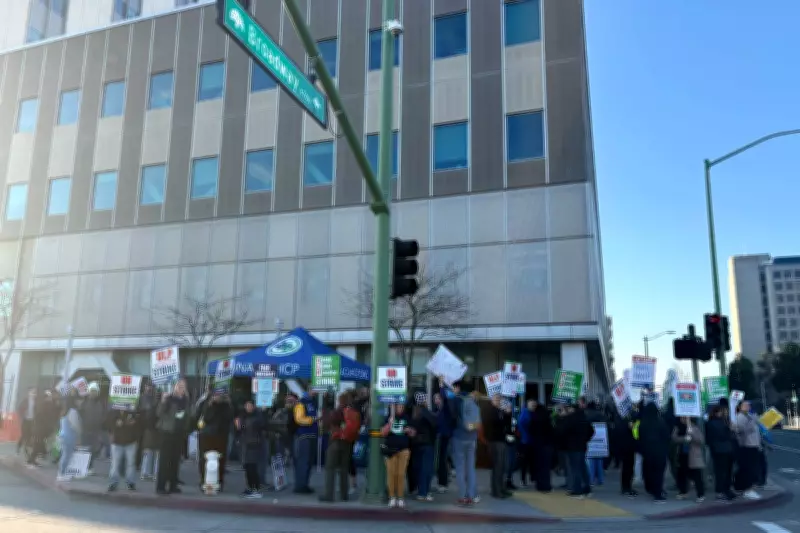 31,000 Kaiser Permanente Healthcare Workers Strike Over Pay and Staffing