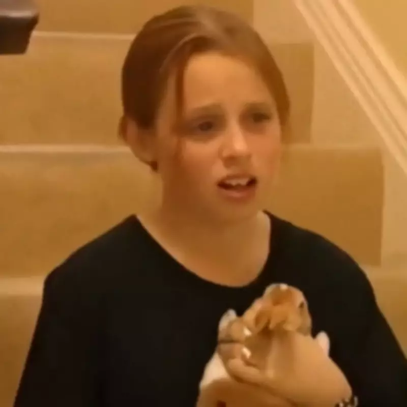 90s TV Gem 'The Queen's Nose' Rediscovered by Fans After 30 Years