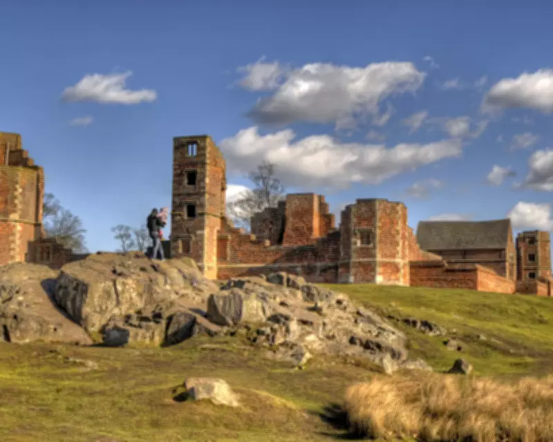 A Car-Free Break in Leicestershire: Rolling Hills, Heritage, and Pubs