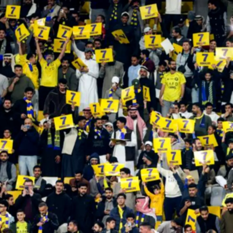 Al-Nassr Fans Rally for Ronaldo Amid Transfer Discontent and Strike