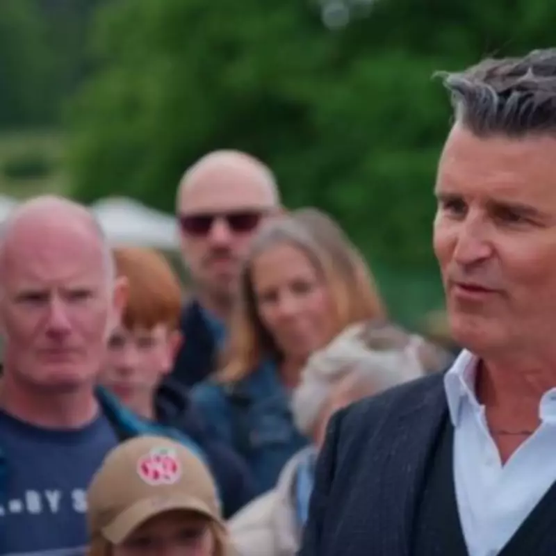 Antiques Roadshow Expert Stunned by Phantom Mask's £20k Valuation