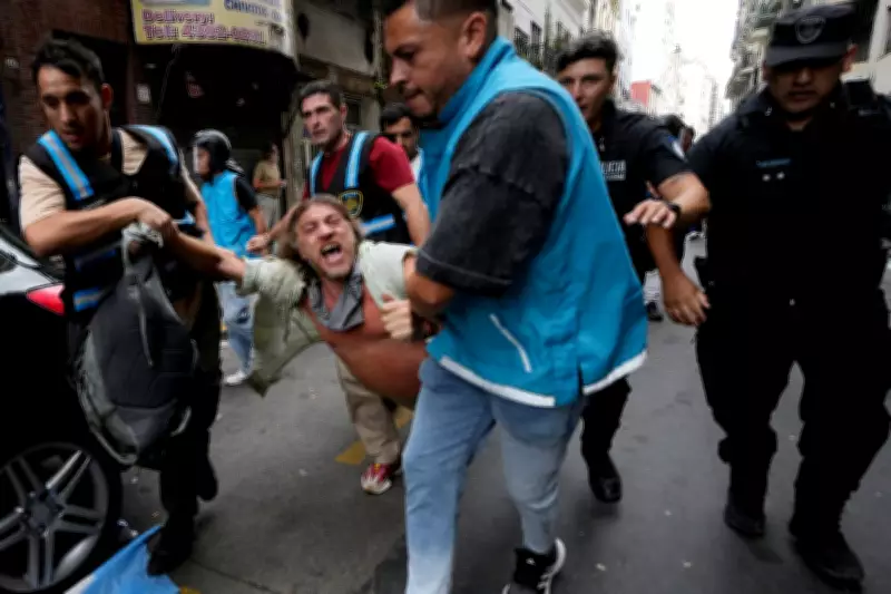 Argentine Workers Clash with Police During Senate Labor Reform Debate
