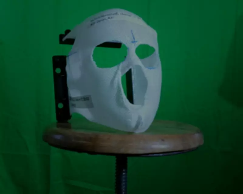 Artist's Cancer Battle Mirrors Soviet Collapse in New Documentary Film