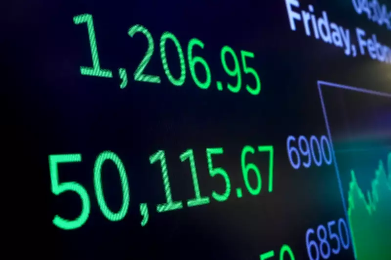 Asian Markets Rise as Weak US Retail Data Fuels Rate Cut Hopes