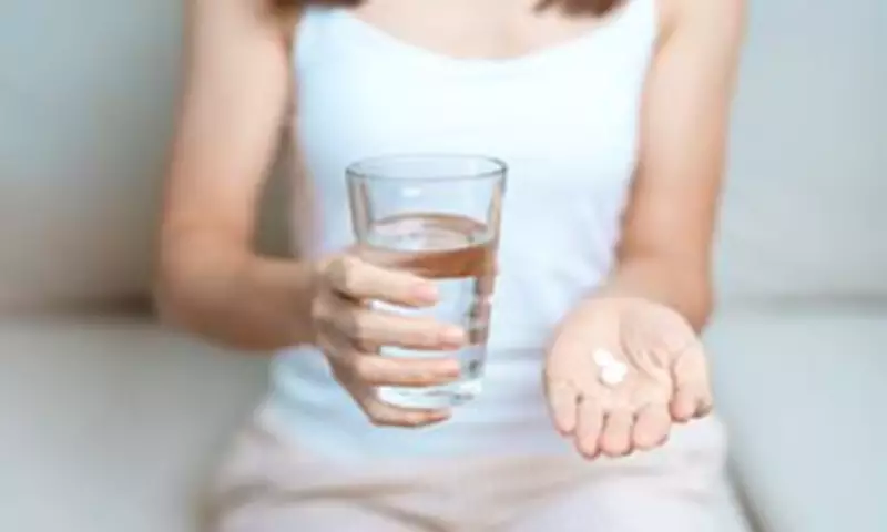 Aspirin's Bowel Cancer Prevention Benefits Unclear, Bleeding Risks Immediate