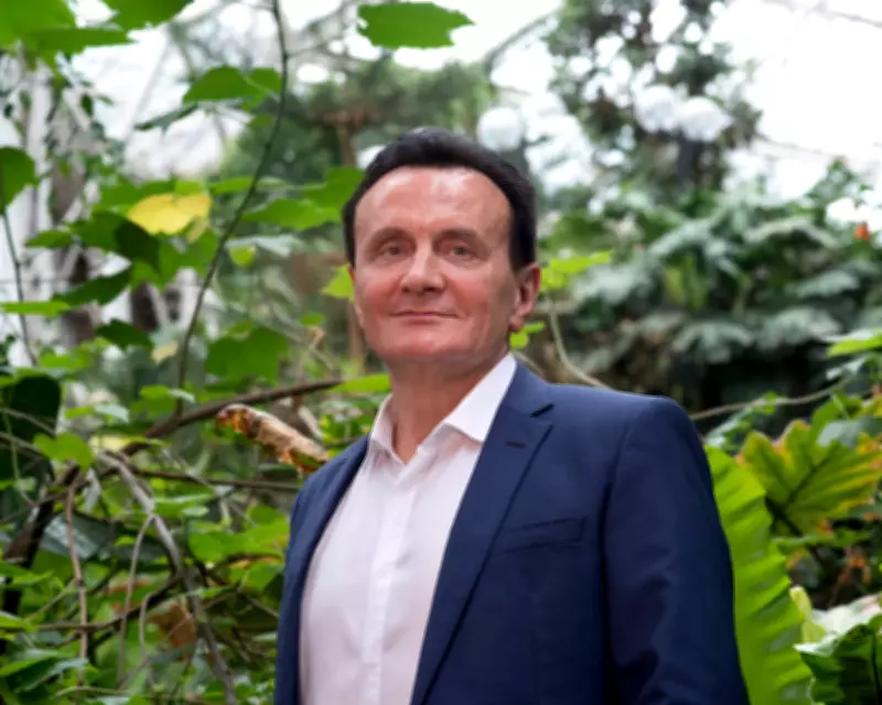 AstraZeneca CEO Praises NHS Drug Deal But Keeps £200m UK Investment on Hold