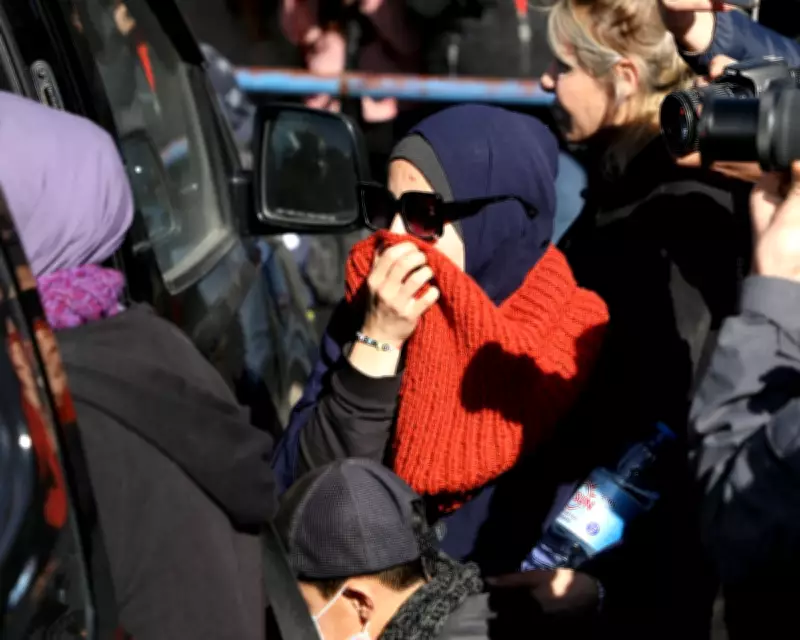 Australian Government Debates Syria Camp Jobs and Economic Figures