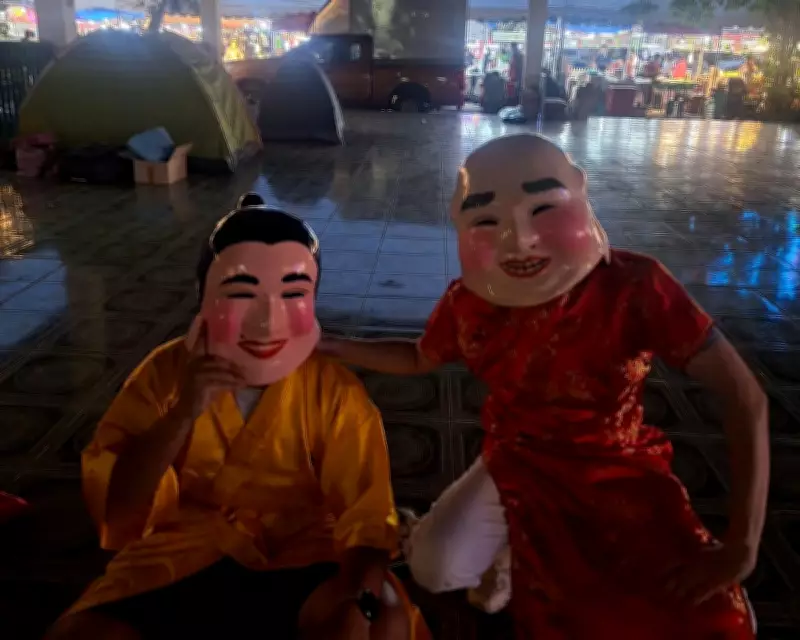 Bangkok Police Use Creative Disguises to Arrest Criminals at Temple Fairs