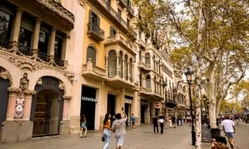 Barcelona Doubles Tourist Tax to €15 Per Night to Tackle Overtourism