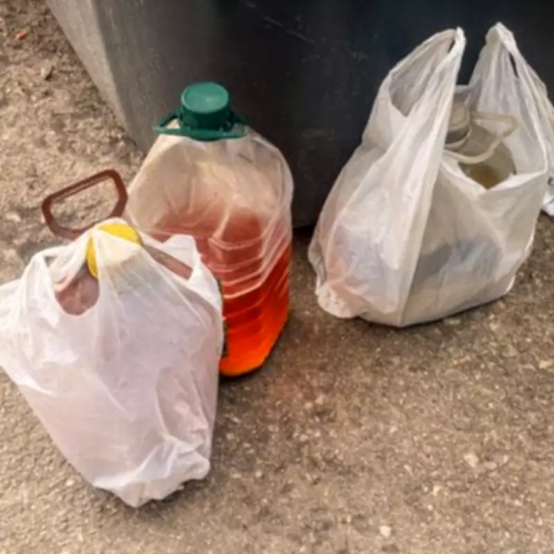 Binman's Cooking Oil Disposal Tip: Not in Food Waste, Use General Bin