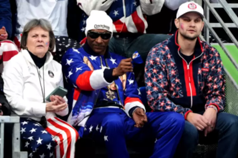 British Curlers Bruce Mouat and Jennifer Dodds Seek Snoop Dogg Selfie