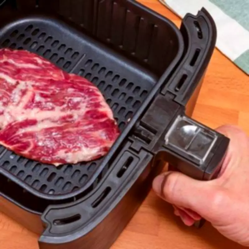 Butter Trick Transforms Air Fryer Steak into Juicy, Flavourful Delight