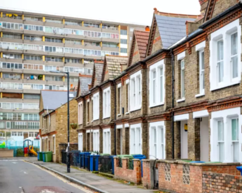 Class Barriers Persist in Britain Despite Crude Definitions, Report Finds