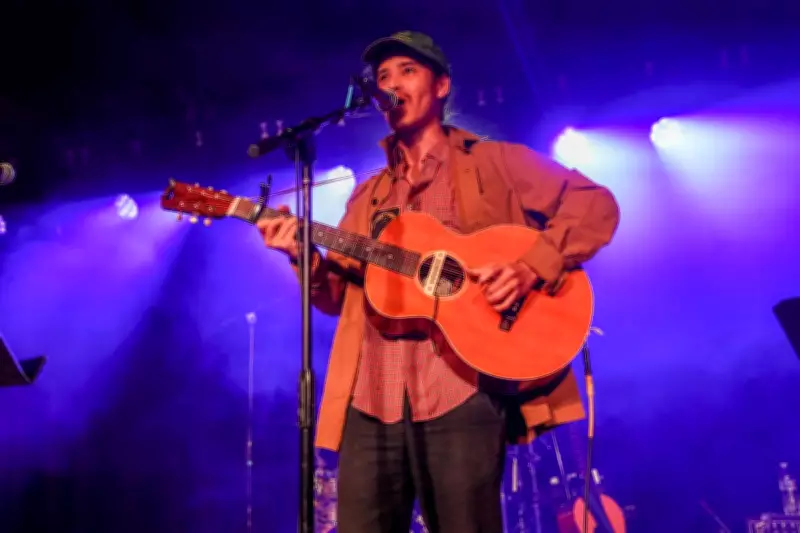 Country Singer Nat Myers Confronts Hate Comments Amid Incurable Cancer Battle