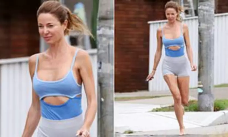 Dina Broadhurst's Casual Bondi Stroll and Fiji Art Retreat