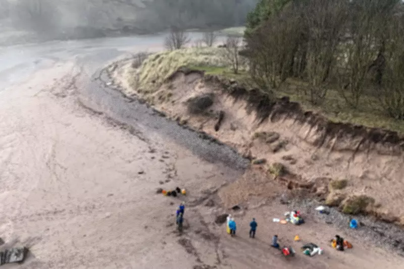 Dog Walkers Unearth 2,000-Year-Old Roman-Era Footprints on Scottish Beach
